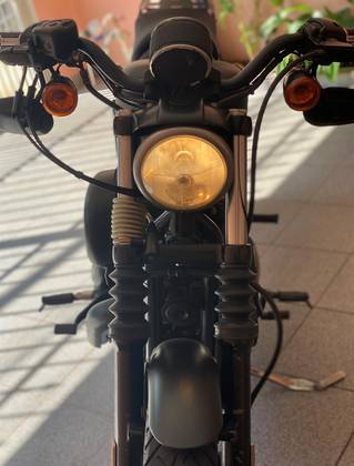 HARLEY-DAVIDSON SPORTSTER XL 883N IRON 